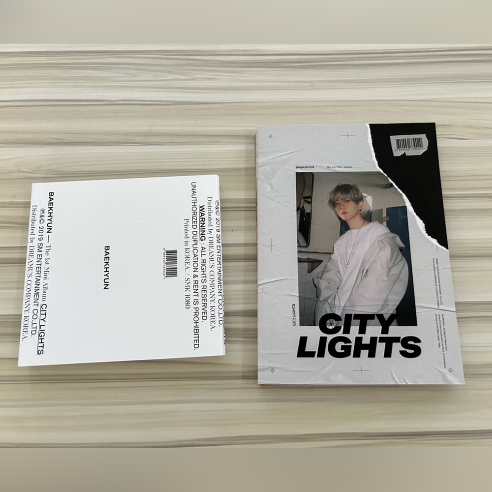 🌸2 FOR $30🌸 KPOP Albums; Baekhyun - City Lights